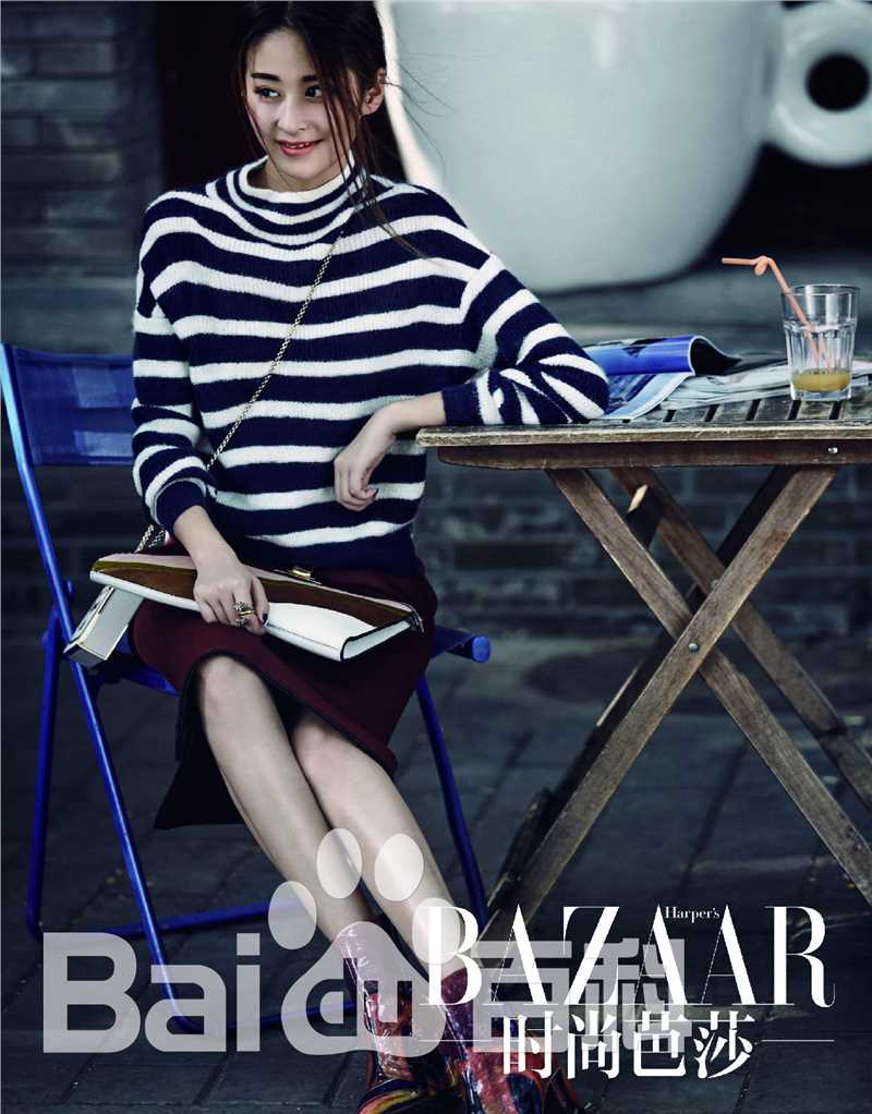 颖儿《时尚芭莎》图册