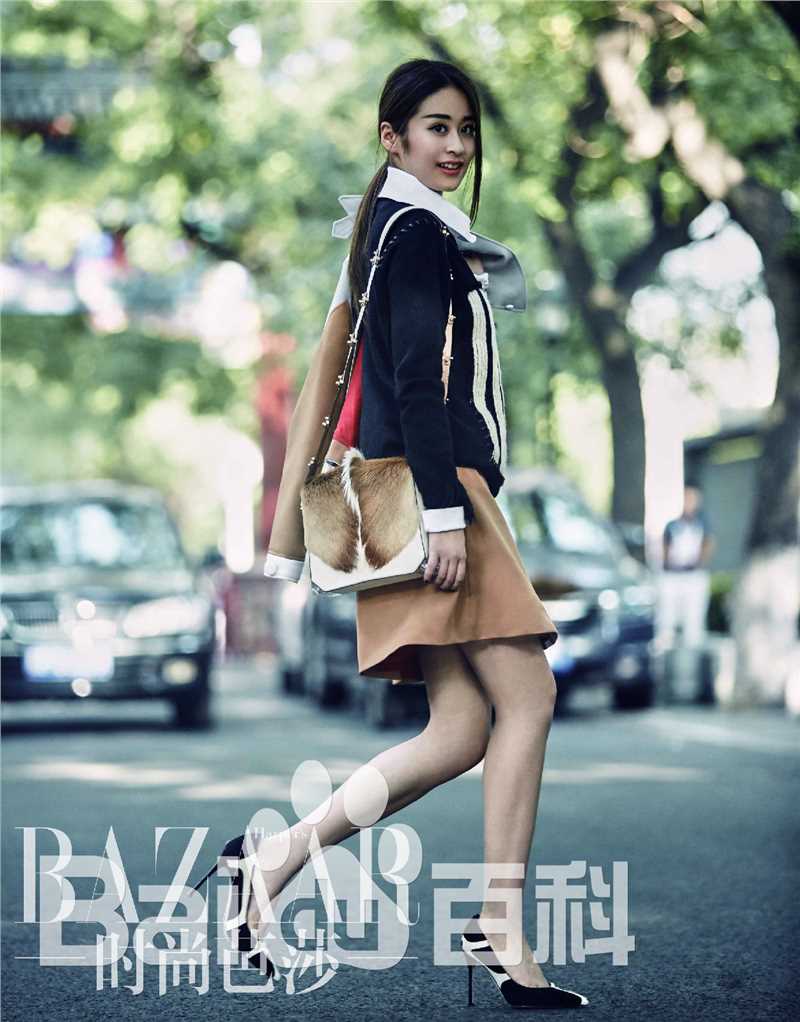 颖儿《时尚芭莎》图册