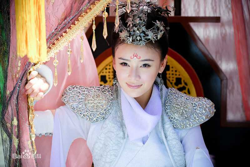 袁姗姗(Mabel Yuan)在《笑傲江湖》任盈盈中的