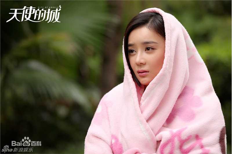 最新袁姗姗(Mabel Yuan)在《天使的城》饰关莎莎中的壁纸