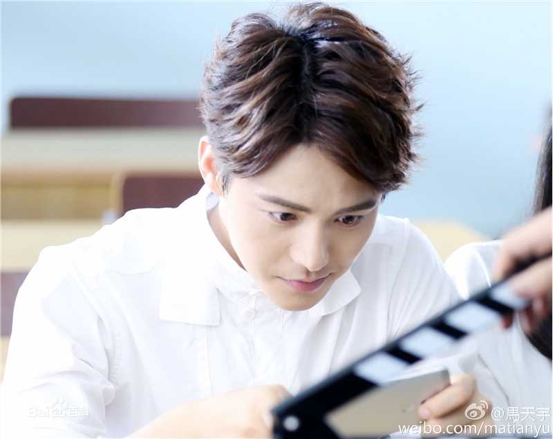 最新马天宇(Ray Ma)在《幻城》手游代言中的图集