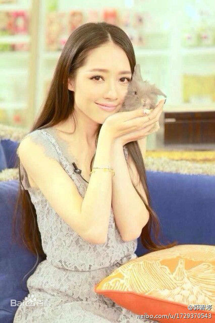 郭碧婷(Bea Hayden)与小动物壁纸壁纸