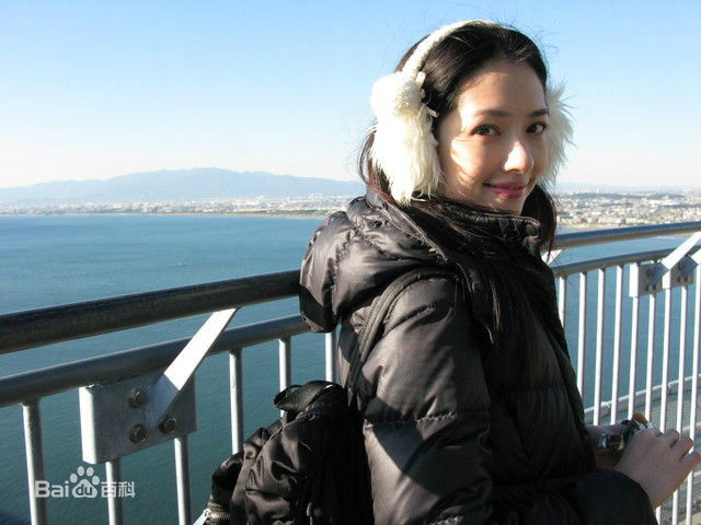 郭碧婷(Bea Hayden)早年美图前后照片