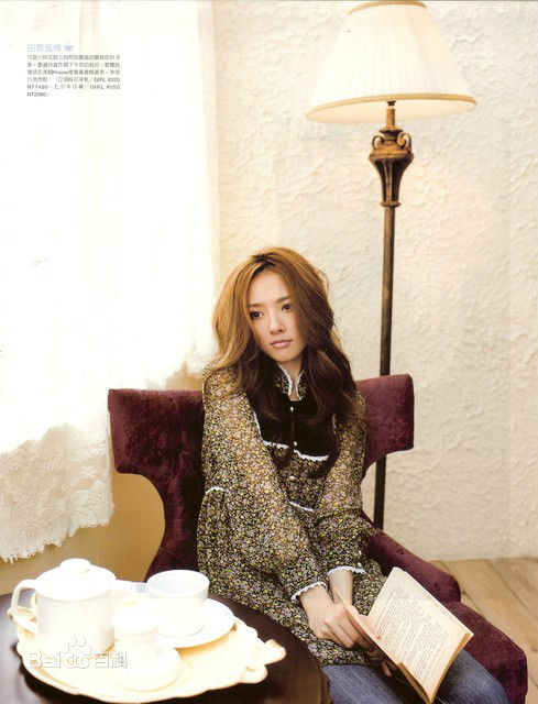 郭碧婷(Bea Hayden)早年美图前后照片