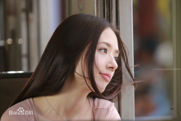 郭碧婷(Bea Hayden)早年美图前后照片