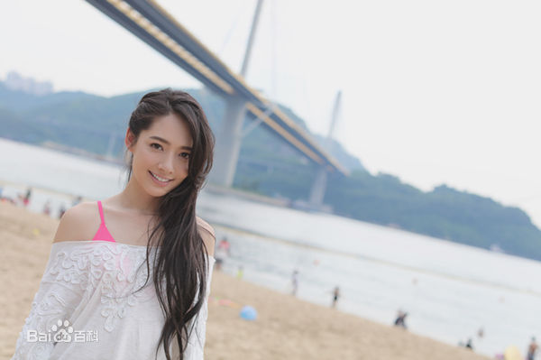 郭碧婷(Bea Hayden)演艺美图图册