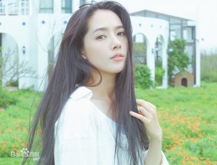 郭碧婷(Bea Hayden)演艺美图图册