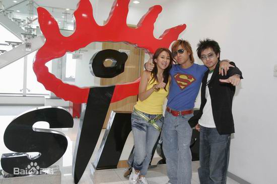 最新安雅(Anya)在2005《生死对决》中的图集