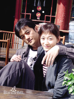 李亚鹏(Yapeng Li)为爱结婚饰演胡子冲前后照片