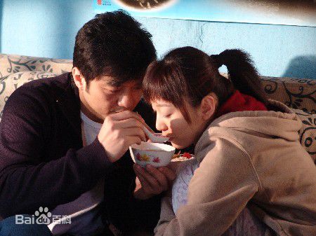 李亚鹏(Yapeng Li)为爱结婚饰演胡子冲前后照片