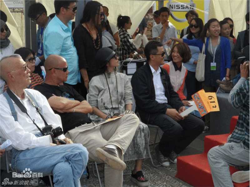 李亚鹏(Yapeng Li)慈善事业性感图片图集