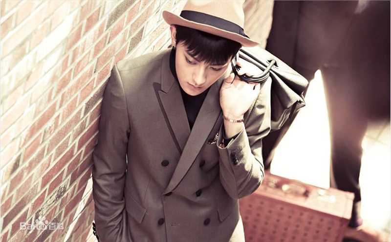 黄子韬(Z.TAO、 、タオ)官方图片前后照片