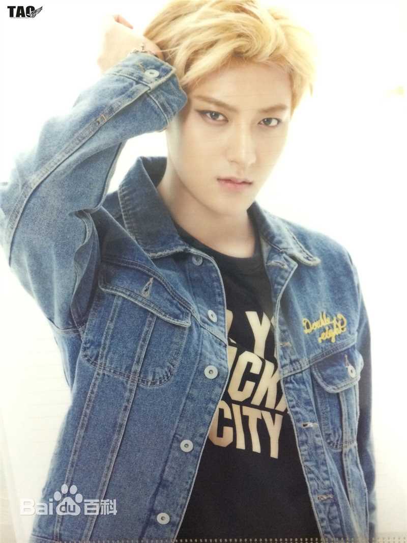 黄子韬(Z.TAO、 、タオ)官方图片前后照片