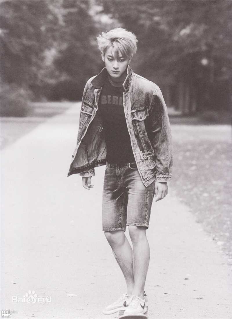 黄子韬(Z.TAO、 、タオ)官方图片前后照片