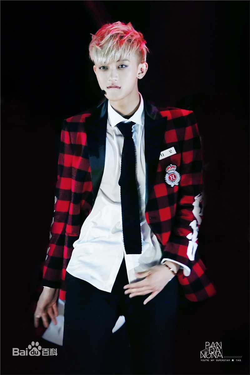 黄子韬(Z.TAO、 、タオ)舞台王者前后照片