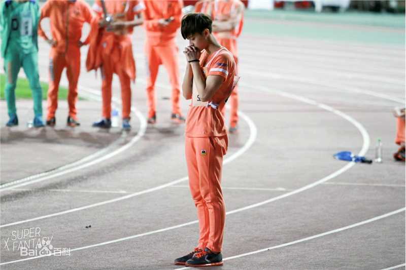 黄子韬(Z.TAO、 、タオ)十项全能性感图片图集