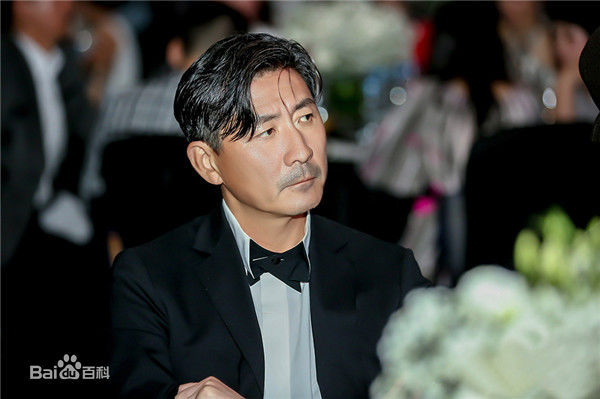 张子健(ZhangZijian)出席天使宝贝慈善晚宴生活照相册