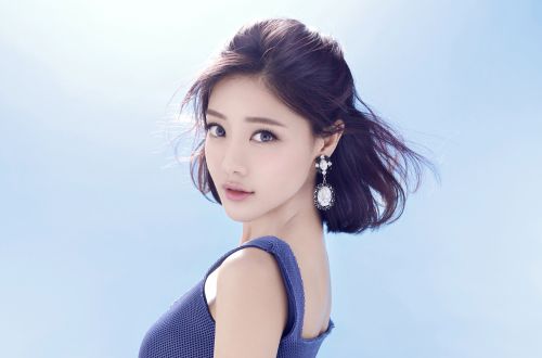 最新邓家佳(Deng Jiajia)性感图片