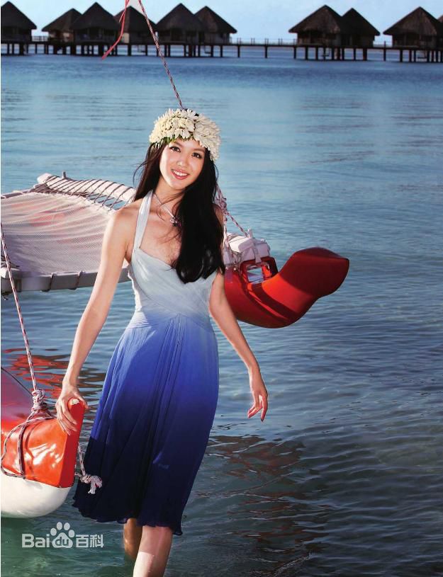 张梓琳(Eilin(Eileen))度假旅游性感图片图集