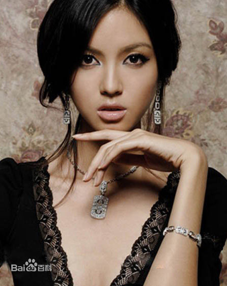 张梓琳(Eilin(Eileen))靓照图片图集