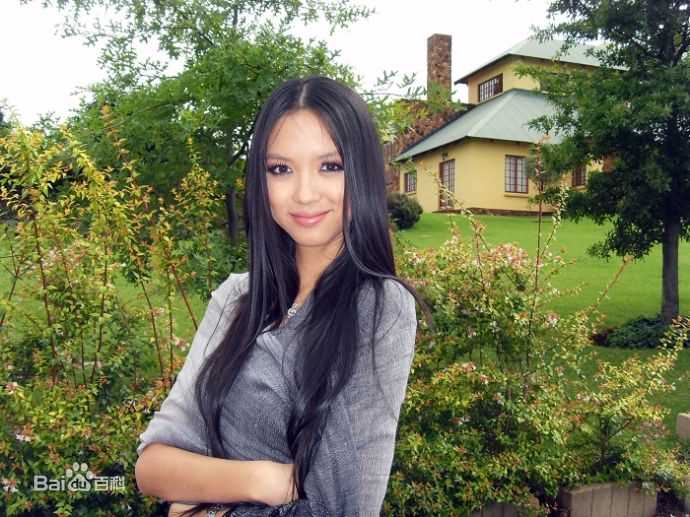 张梓琳(Eilin(Eileen))靓照图片图集