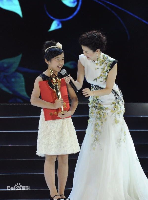 张子枫(Wendy Zhang)获奖影视剧壁纸壁纸