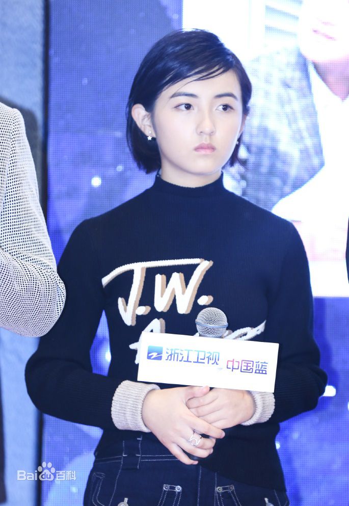 张子枫(Wendy Zhang)出席活动壁纸壁纸