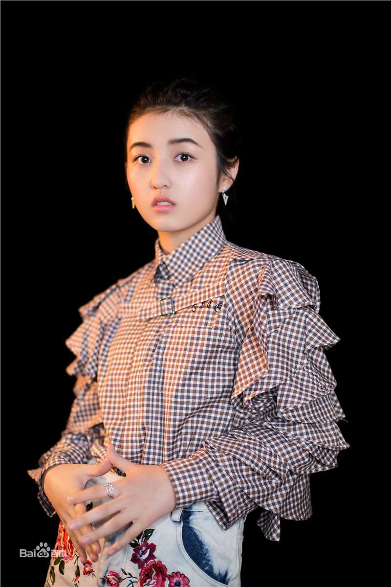 张子枫(Wendy Zhang)出席活动壁纸壁纸