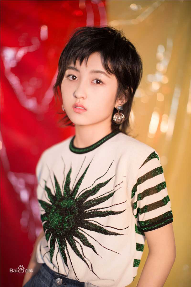 张子枫(Wendy Zhang)出席活动壁纸壁纸