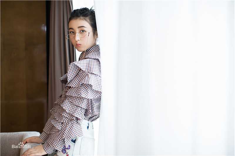 张子枫(Wendy Zhang)出席活动壁纸壁纸