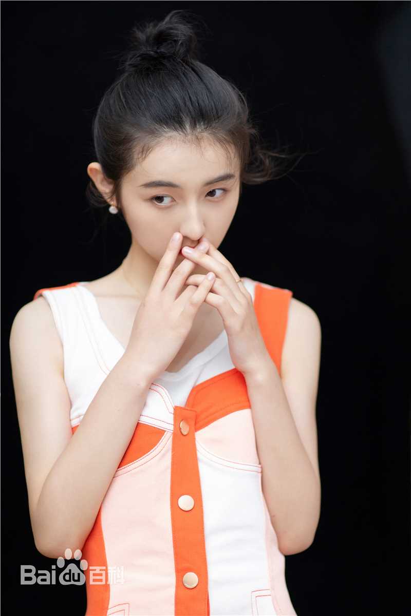 张子枫(Wendy Zhang)出席活动壁纸壁纸