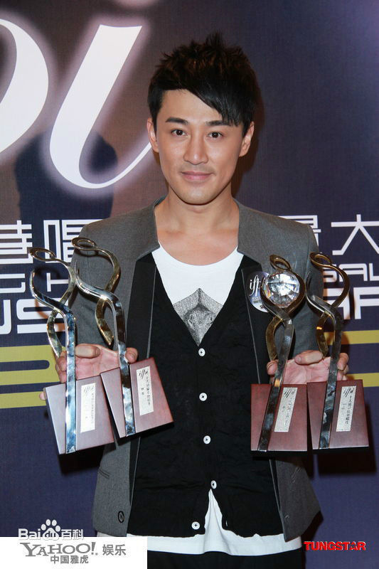 林峯/林峰(LAM Raymond)颁奖礼壁纸壁纸