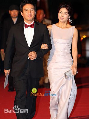 艺智苑(Ye Ji Won)出席活动前后照片