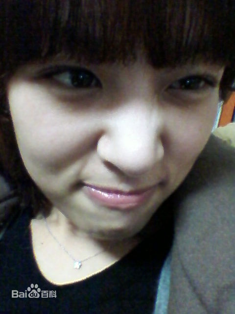 张申英(/Jang Shin yeong)生活照性感图片壁纸