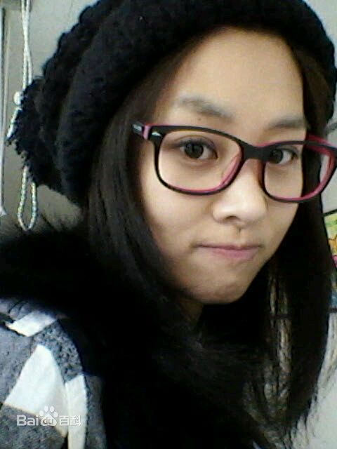 张申英(/Jang Shin yeong)生活照性感图片壁纸