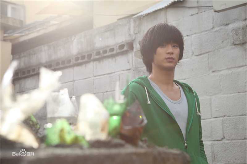 精选金秀贤(Kim Soo Hyun、キム スヒョン)在《伟大的隐藏者》(2013)中的图册