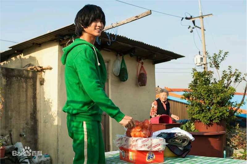 精选金秀贤(Kim Soo Hyun、キム スヒョン)在《伟大的隐藏者》(2013)中的图册