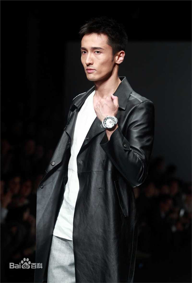 王传君(Eric Wang)上海时装周走秀照性感图片图集