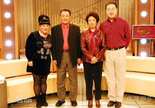 石维坚(Shi Weijian)出席活动壁纸壁纸