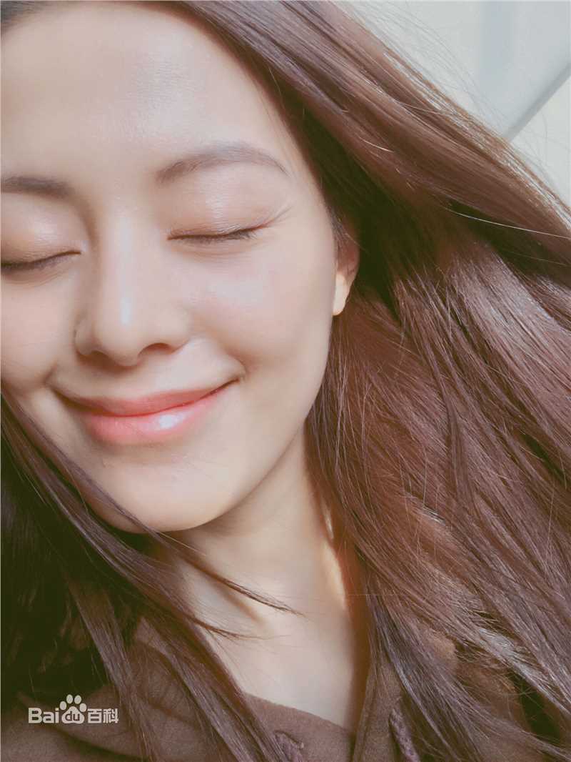 王力可(Rainbow)前后照片