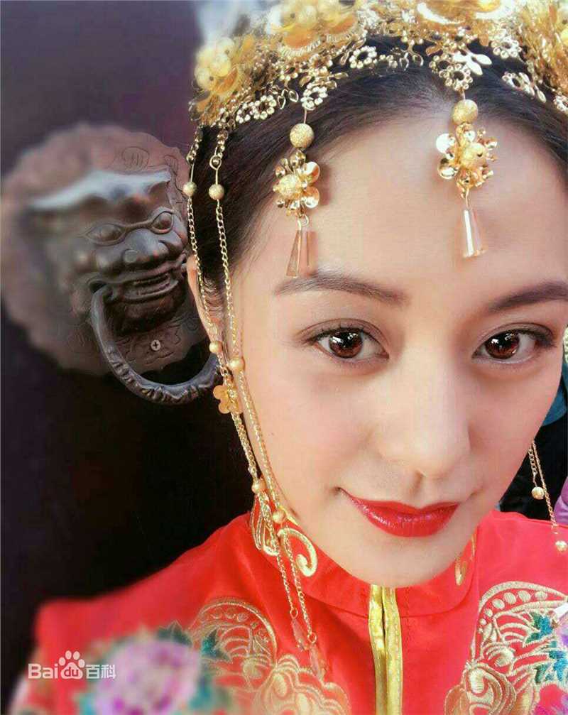 王力可(Rainbow)春天里素颜照壁纸