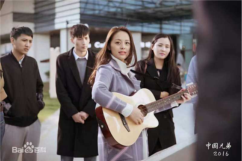 王力可(Rainbow)春天里素颜照壁纸