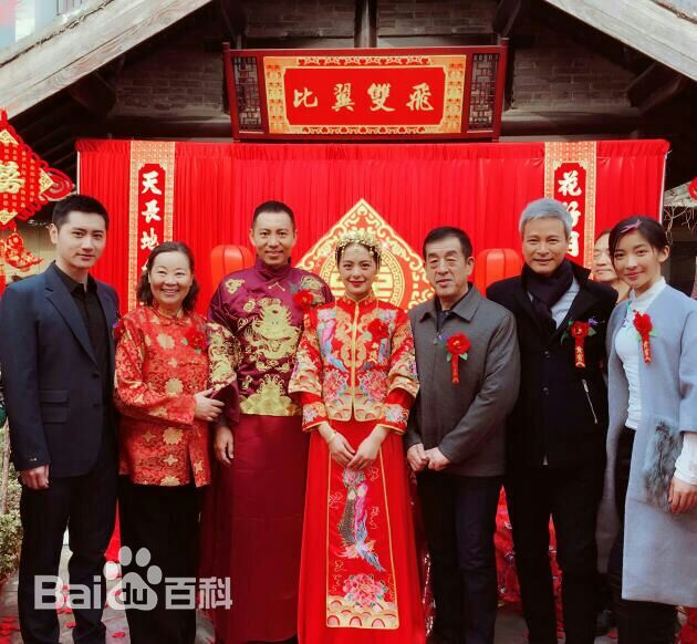 王力可(Rainbow)春天里素颜照壁纸