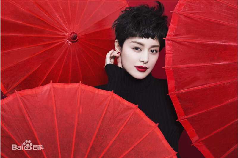 王力可(Rainbow)冷傲热情——李萍摄影系列素颜照相册