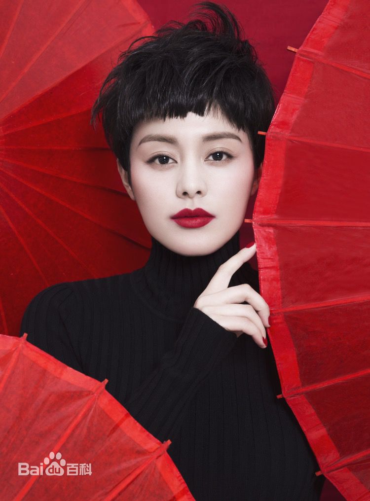 王力可(Rainbow)冷傲热情——李萍摄影系列素颜照相册