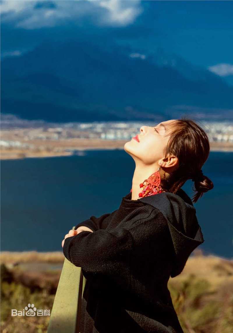 王力可(Rainbow)七彩云南景美人更美 素颜照相册