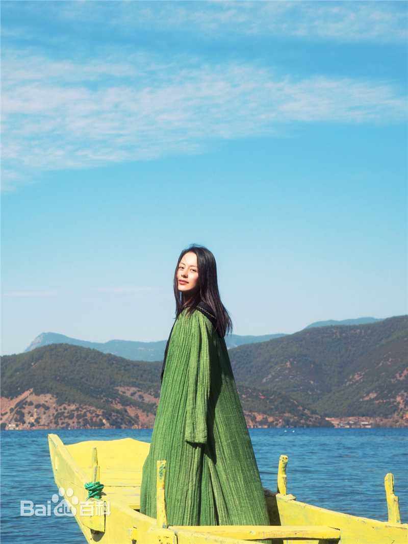 王力可(Rainbow)七彩云南之女儿国泸沽湖素颜照壁纸