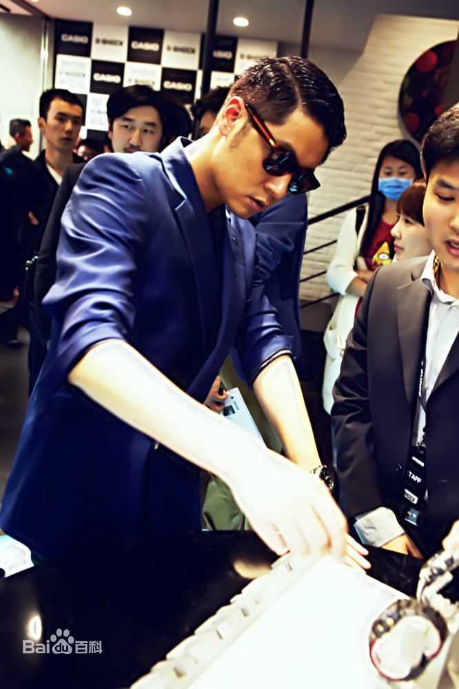 任重(Ren Zhong)活动照壁纸壁纸