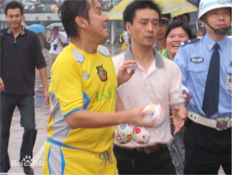 谭咏麟(Alan Tam)明星足球队队员性感图片图集