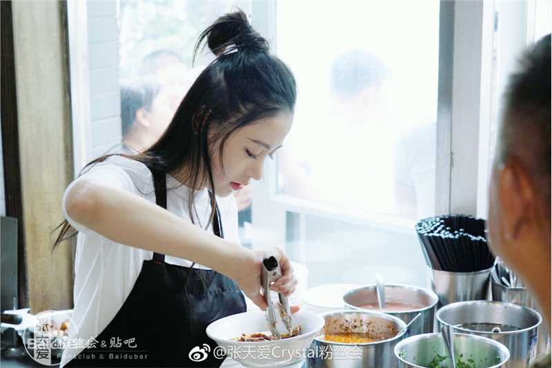 张天爱(Crystal)活动照素颜照相册